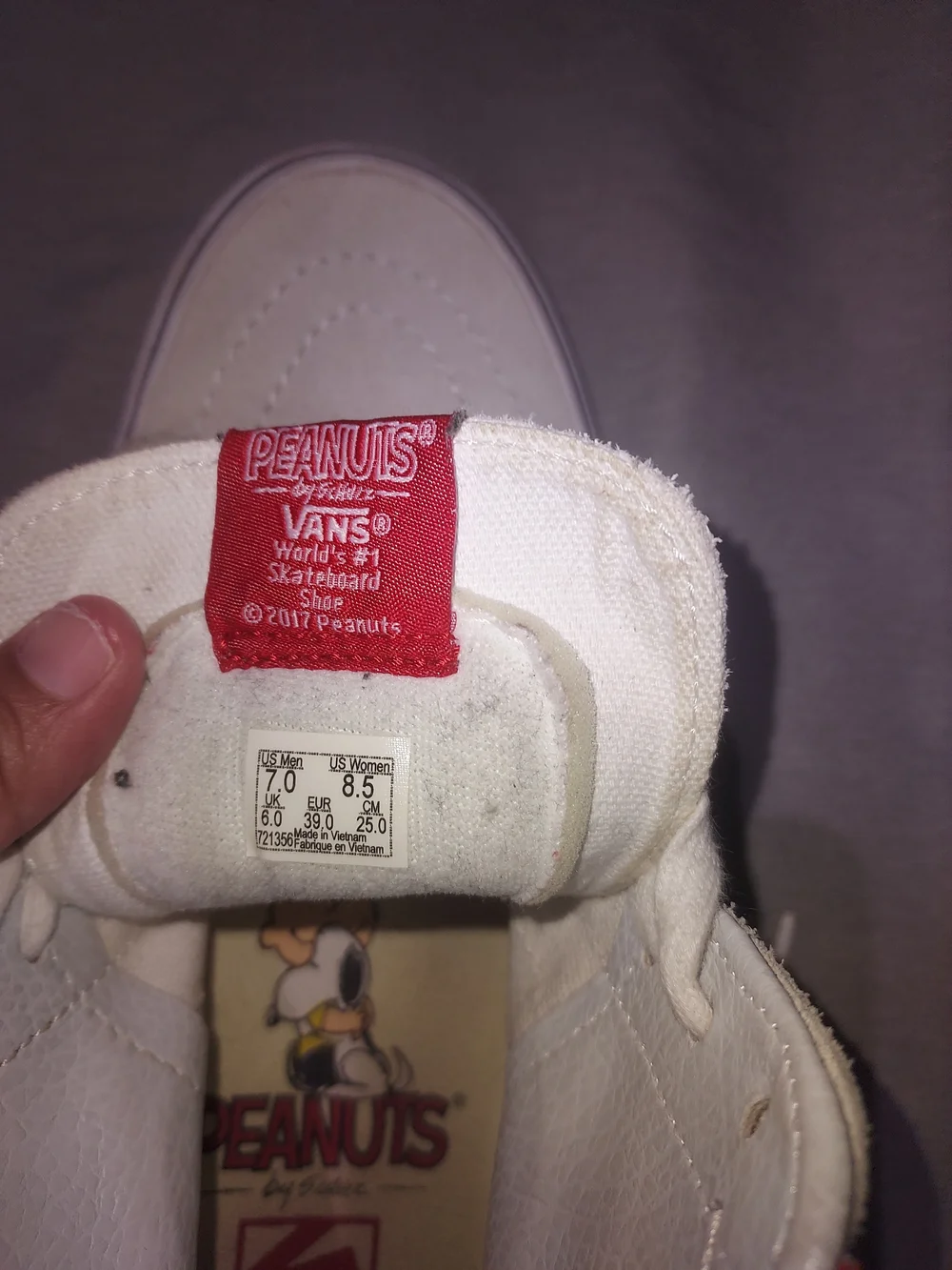 Vans Men’s White and Red Sk8-Hi Sneakers